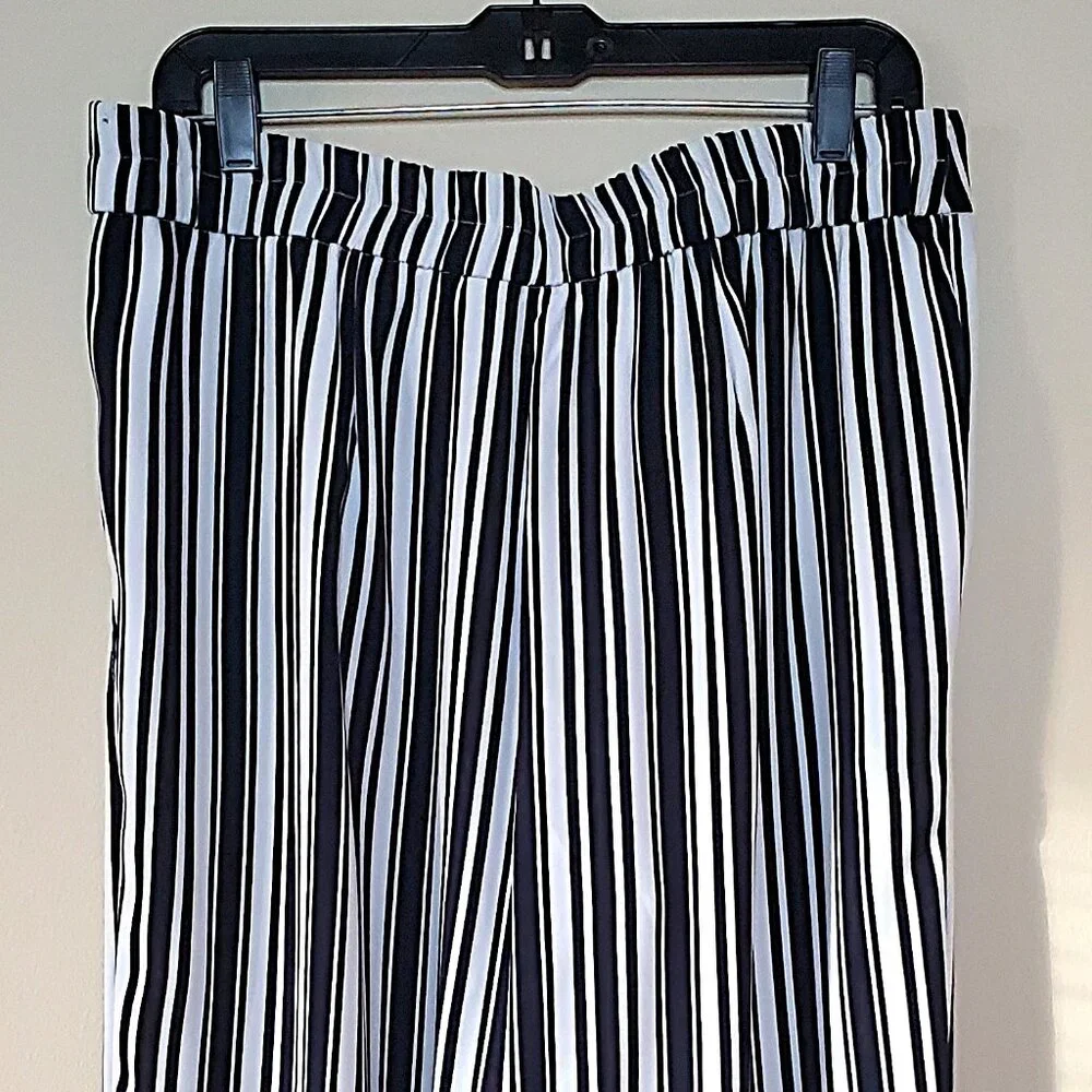 Cato Navy/White Striped High Rise Belted Wide Leg Pants SZ L - Picture 9 of 10